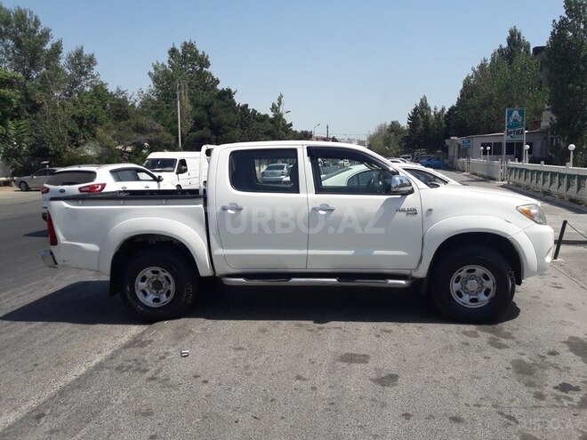 Toyota Hilux 2008, 167,000 km - 2.5 l - Bakı