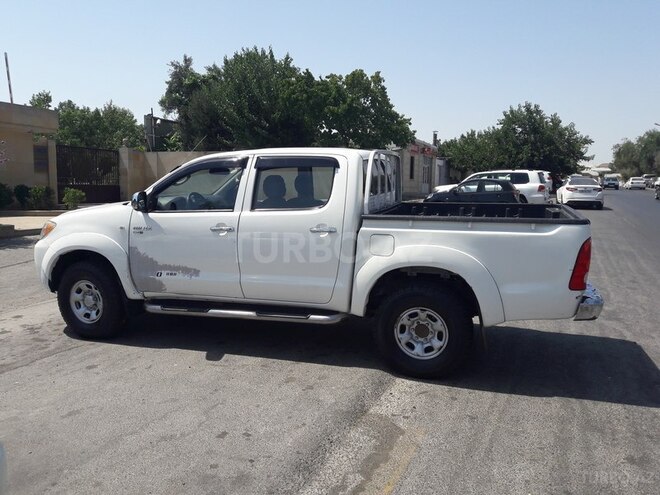 Toyota Hilux 2008, 167,000 km - 2.5 l - Bakı