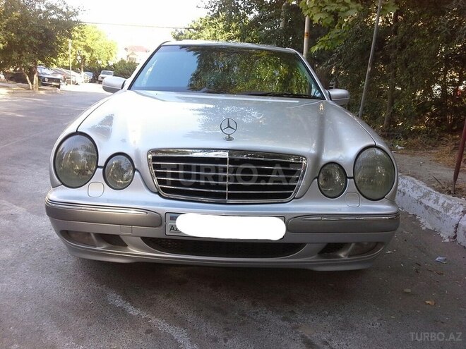 Mercedes E 270 2000, 296,000 km - 2.7 l - Bakı