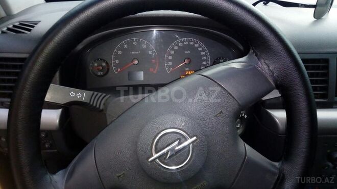 Opel Vectra 2003, 196,061 km - 2.2 л - Gəncə
