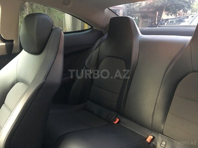Mercedes C 200 2013, 27,000 km - 2.0 л - Bakı