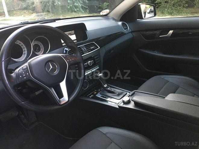 Mercedes C 200 2013, 27,000 km - 2.0 л - Bakı