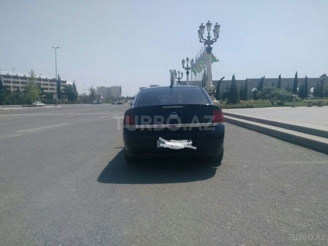 Opel Vectra 2004, 235,000 km - 2.2 l - Gəncə