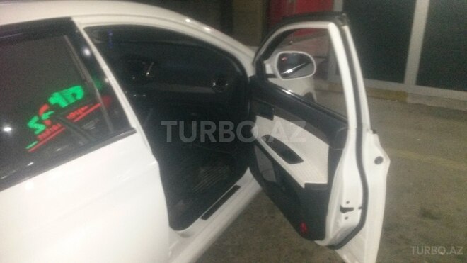 MG 350 2011, 284,900 km - 0.3 l - Bakı