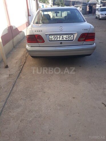 Mercedes E 220 1997, 400,000 km - 2.2 l - Bakı