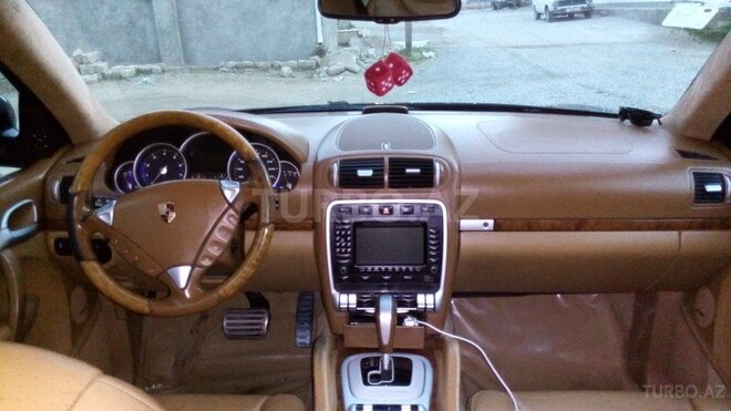 Porsche Cayenne Turbo 2004, 215,000 km - 4.5 l - Bakı