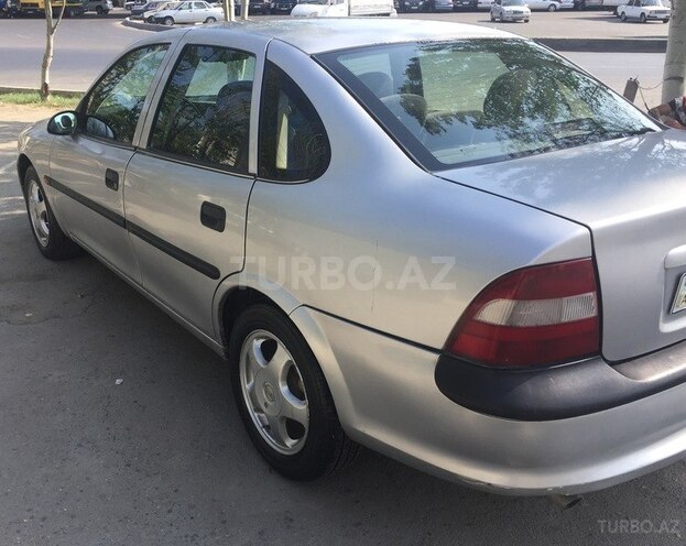Opel Vectra 1998, 184,000 km - 1.8 л - Bakı