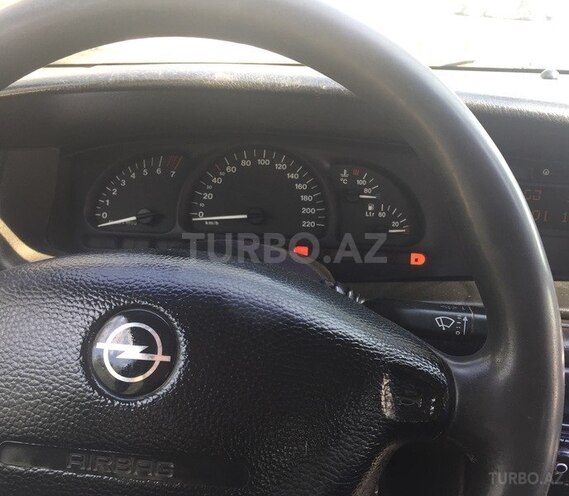 Opel Vectra 1998, 184,000 km - 1.8 л - Bakı
