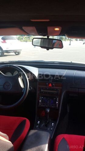 Mercedes C 200 1997, 247,000 km - 2.0 l - Bakı