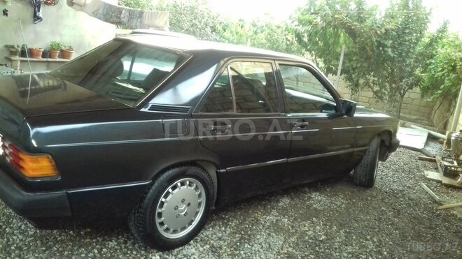 Mercedes 190 1992, 286,000 km - 2.0 l - Bakı