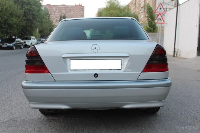 Mercedes C 200 1998, 182,000 km - 2.0 l - Bakı