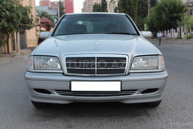Mercedes C 200 1998, 182,000 km - 2.0 l - Bakı