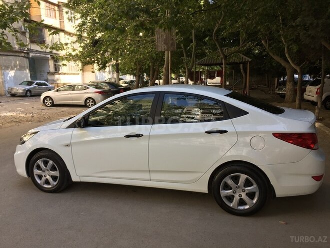 Hyundai Accent 2013, 85,000 km - 1.4 l - Bakı