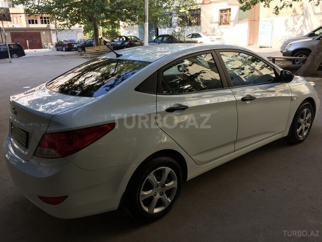 Hyundai Accent 2013, 85,000 km - 1.4 l - Bakı
