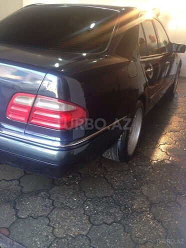 Mercedes E 230 1997, 320,000 km - 2.3 л - Bakı
