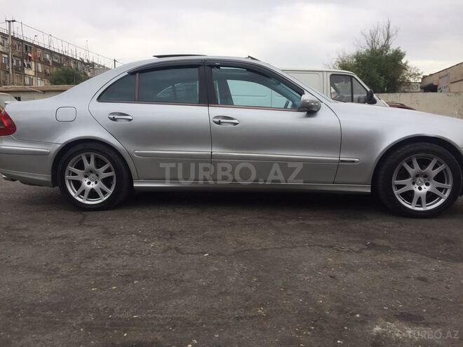 Mercedes E 270 2002, 300,000 km - 2.7 л - Bakı