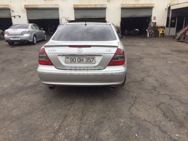 Mercedes E 270 2002, 300,000 km - 2.7 л - Bakı