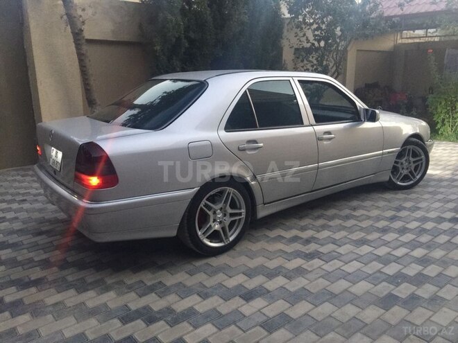 Mercedes C 230 2000, 210,000 km - 2.3 l - Bakı
