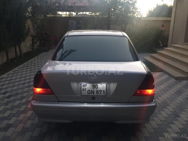 Mercedes C 230 2000, 210,000 km - 2.3 l - Bakı