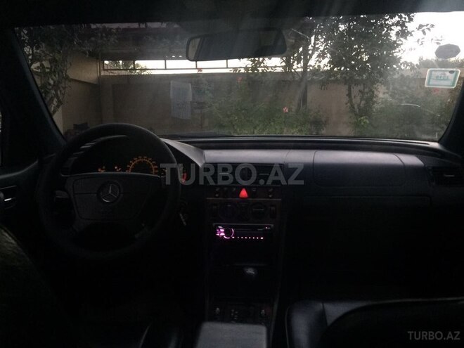Mercedes C 230 2000, 210,000 km - 2.3 l - Bakı