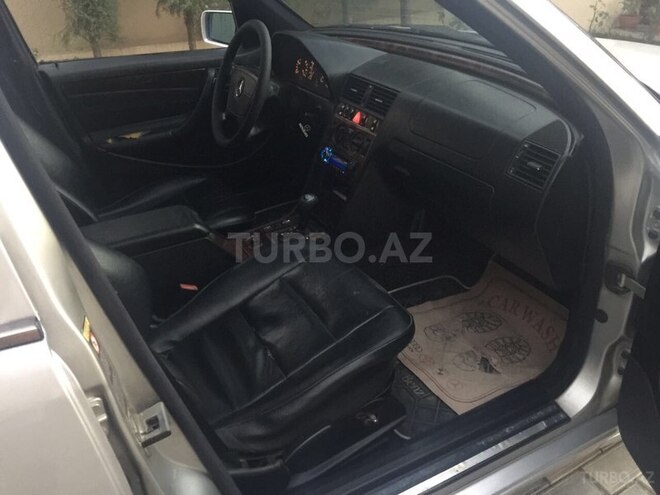 Mercedes C 230 2000, 210,000 km - 2.3 l - Bakı