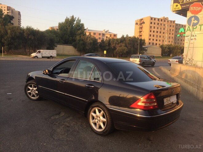 Mercedes C 240 2000, 270,000 km - 2.6 l - Bakı