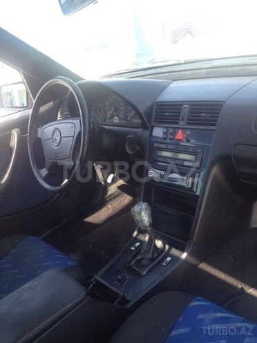 Mercedes C 180 1999, 291,000 km - 1.8 l - Bakı