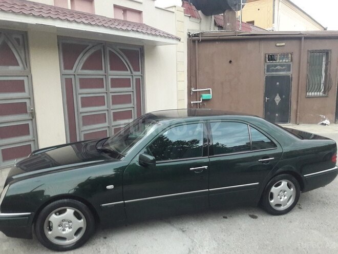 Mercedes E 280 1998, 230,000 km - 2.8 l - Bakı