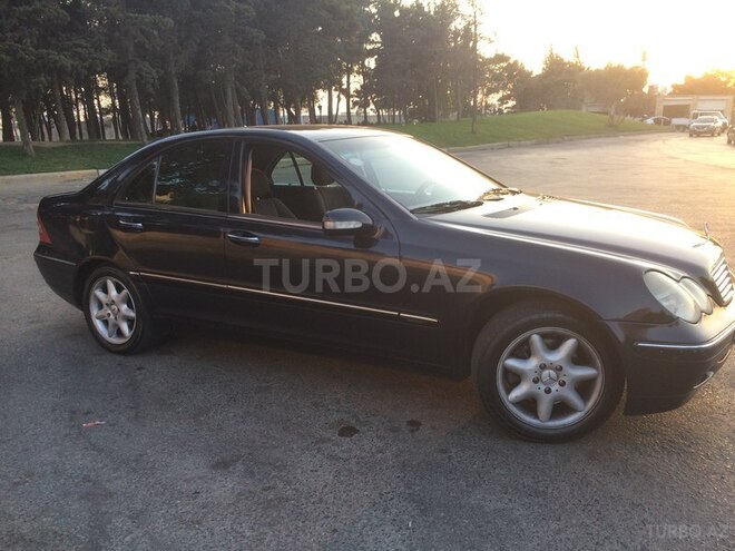 Mercedes C 240 2000, 270,000 km - 2.6 l - Bakı