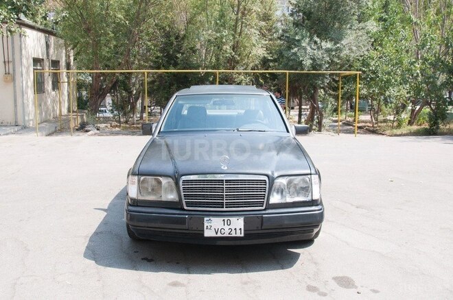 Mercedes E 280 1994, 213,000 km - 3.0 л - Bakı