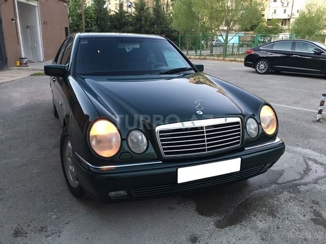 Mercedes E 280 1998, 230,000 km - 2.8 l - Bakı