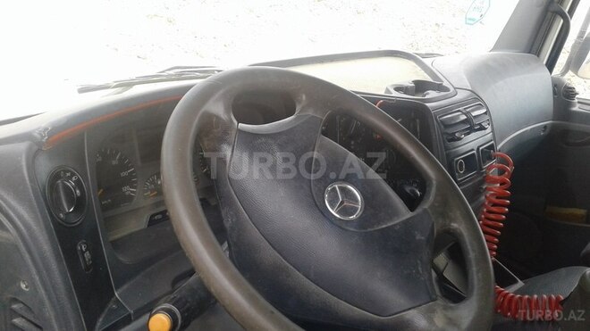 Mercedes  2005, 300,000 km - 9.5 l - Bakı