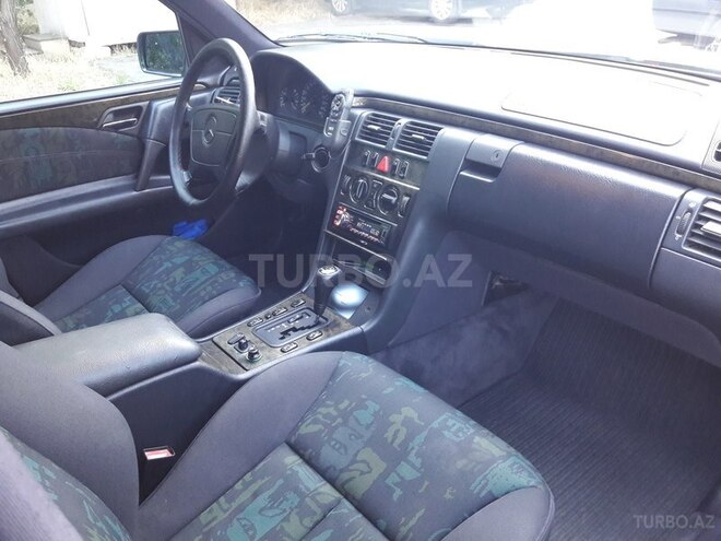 Mercedes E 280 1998, 230,000 km - 2.8 l - Bakı