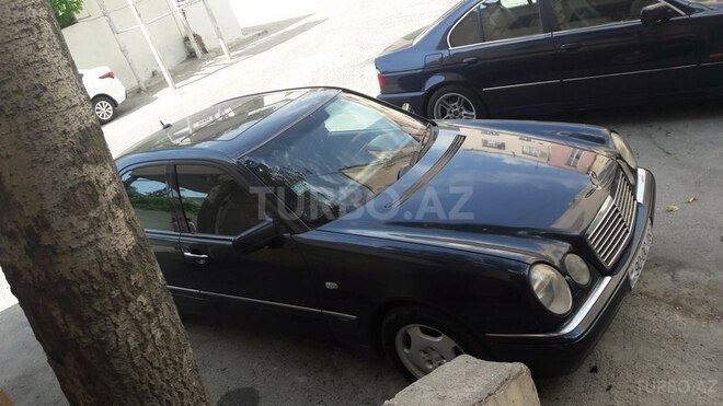 Mercedes E 240 1998, 264,000 km - 2.4 l - Bakı