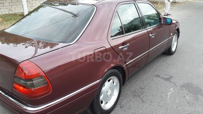 Mercedes C 200 1995, 289,000 km - 2.0 l - Sumqayıt