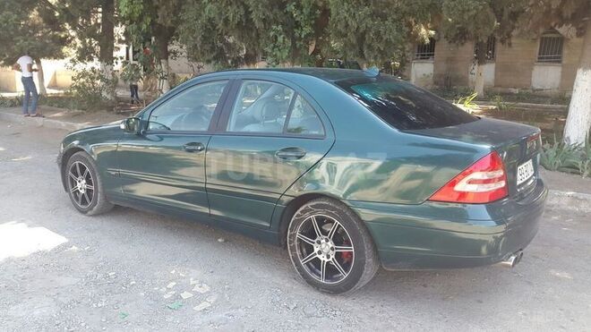 Mercedes C 200 2001, 175,000 km - 2.0 l - Gəncə