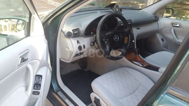 Mercedes C 200 2001, 175,000 km - 2.0 l - Gəncə