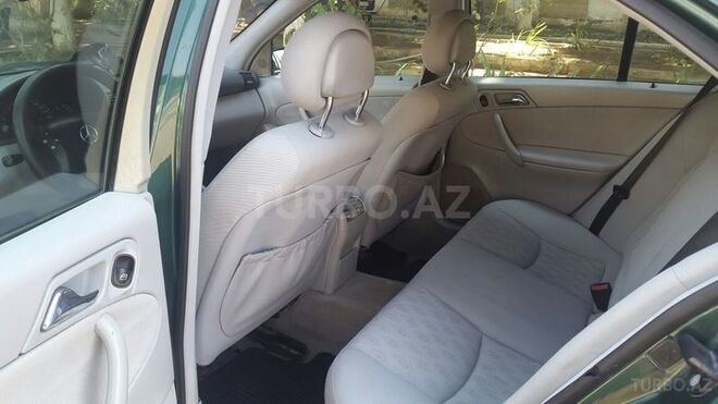 Mercedes C 200 2001, 175,000 km - 2.0 l - Gəncə