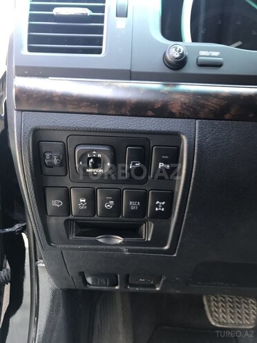 Toyota Land Cruiser 2013, 70,000 km - 5.7 л - Bakı