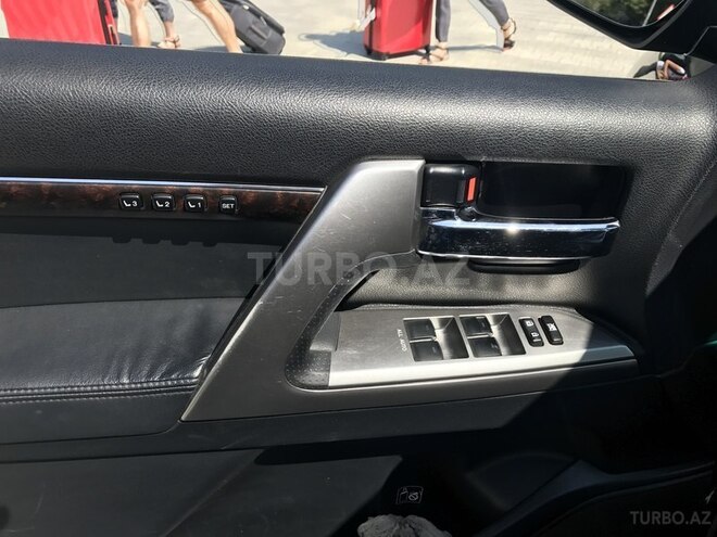 Toyota Land Cruiser 2013, 70,000 km - 5.7 л - Bakı