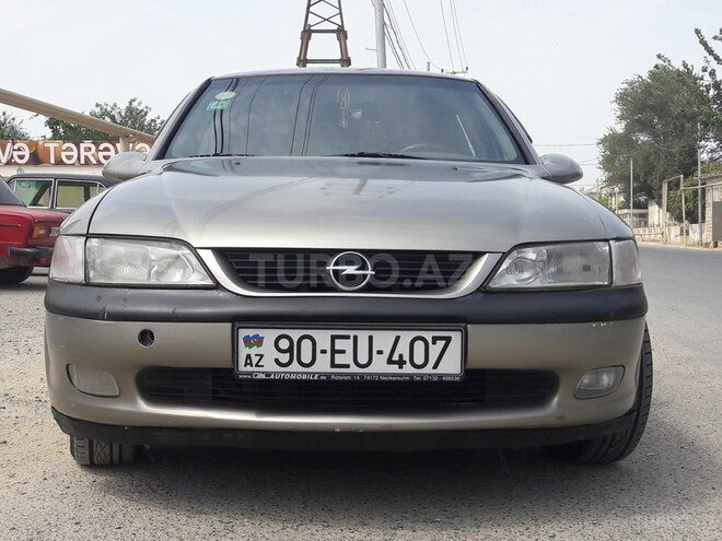 Opel Vectra 1996, 280,000 km - 2.0 l - Bakı