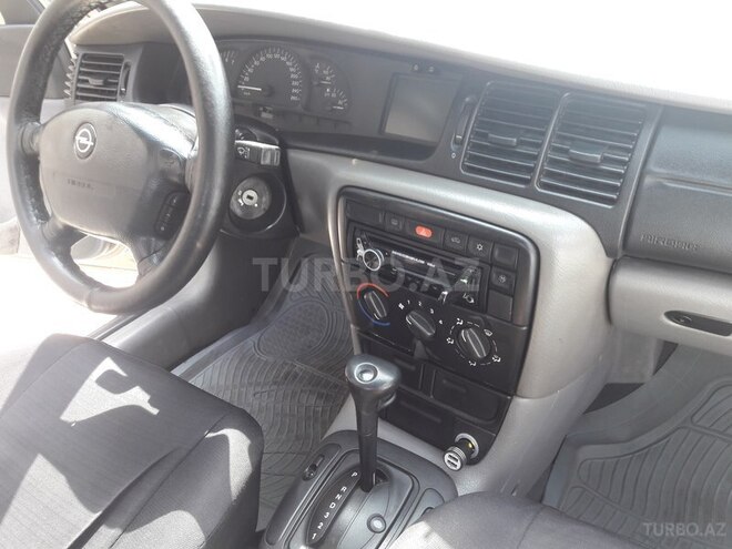 Opel Vectra 1996, 280,000 km - 2.0 l - Bakı