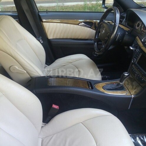 Mercedes E 350 2006, 179,000 km - 3.5 l - Bakı