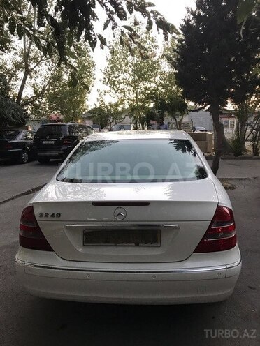Mercedes E 240 2002, 142,000 km - 2.4 l - Bakı