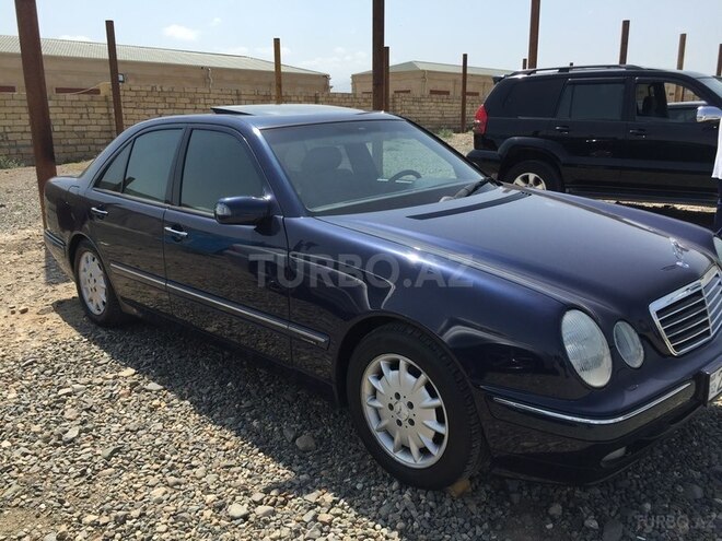 Mercedes E 200 2000, 212,000 km - 2.0 л - Gəncə