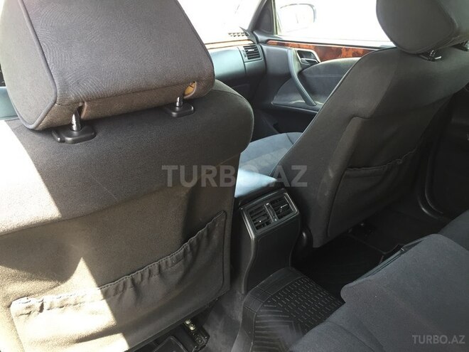 Mercedes E 200 2000, 212,000 km - 2.0 л - Gəncə