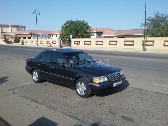 Mercedes C 200 1995, 320,000 km - 2.0 l - Biləsuvar