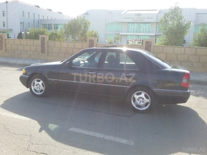 Mercedes C 200 1995, 320,000 km - 2.0 l - Biləsuvar