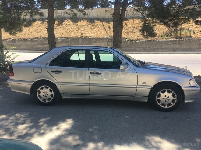 Mercedes C 200 1999, 137,000 km - 0.2 л - Bakı
