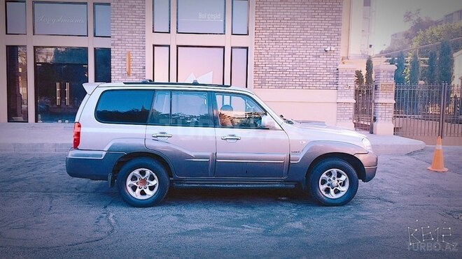 Hyundai Terracan 2005, 199,000 km - 2.9 l - Bakı